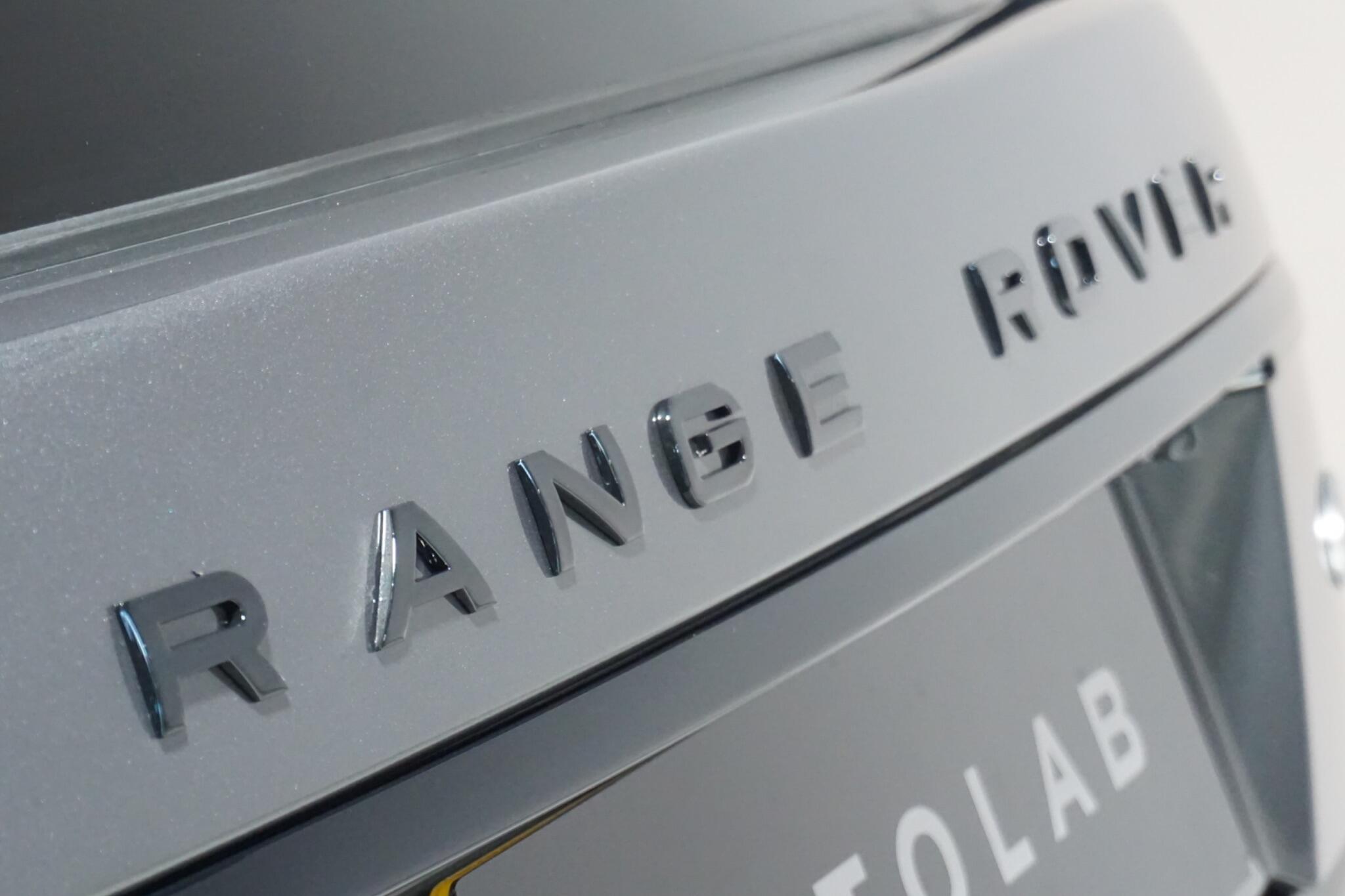 Land Rover Range Rover 3.0 SD V6 Autobiography SUV 5dr Diesel Auto 4WD Euro 6 (s/s) (275 ps)